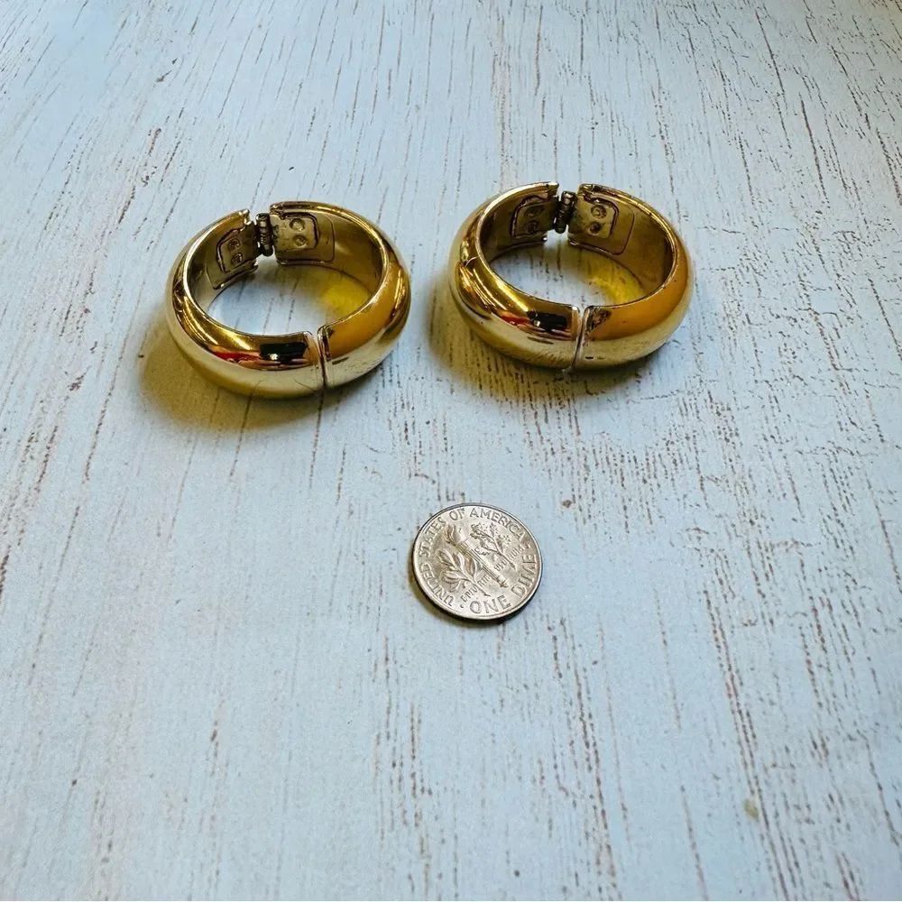 Gold Plastic Clip On Hoop Earrings‎